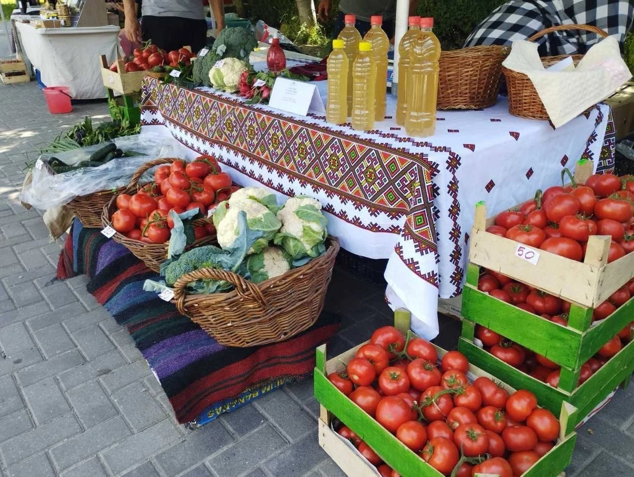 Produse autohtone expuse în weekend la târguri organizate în sectoarele capitalei