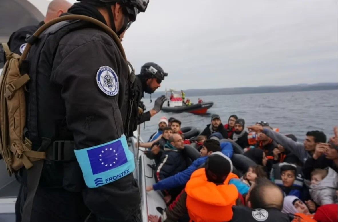 Berlinul propune crearea unei forțe de intervenție rapidă în cadrul Frontex, privind situațiile cu migranții