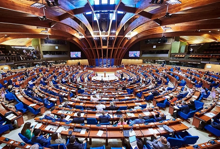 Delegația Parlamentului R. Moldova participă la sesiunea de toamnă a APCE. Ce subiecte vor fi discutate