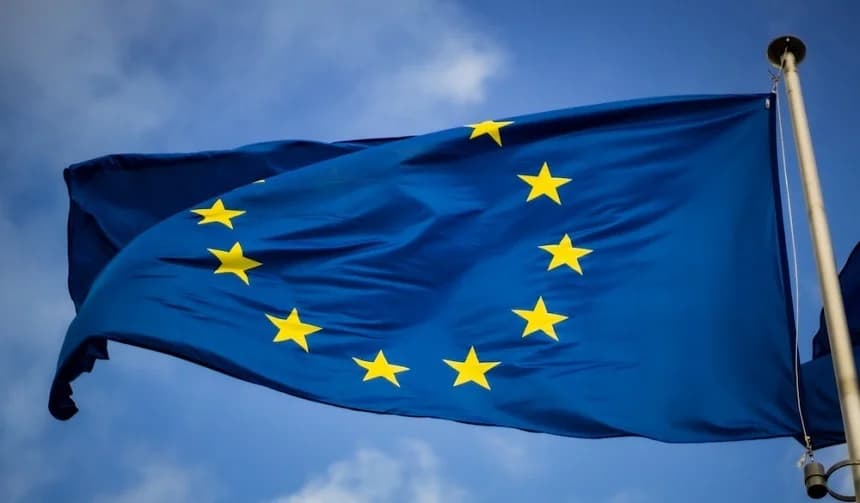 Politico // UE elaborează ”foi de parcurs” pentru aderare destinate celor mai promiţătoare state candidate, inclusiv R. Moldova
