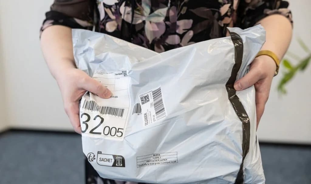 TVA la cumpărăturile online din străinătate: termenul de aplicare, amânat până pe 1 noiembrie