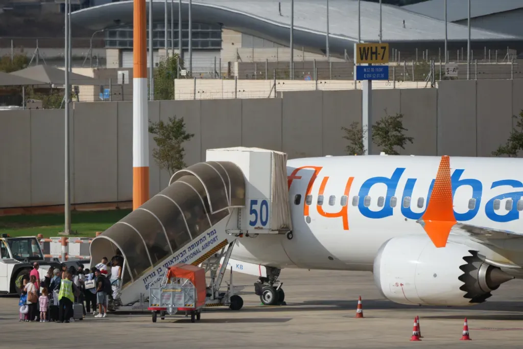 Incidentul Flydubai a fost un „atac terorist”, anunță procurorii. Detalii despre arma cu care a fost rănit căpitanul