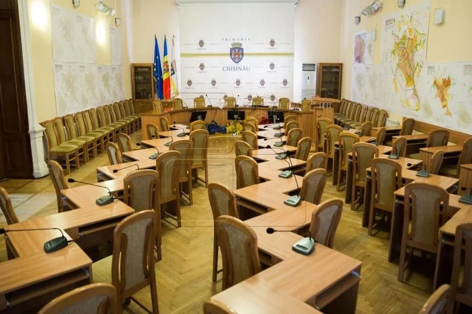 CMC se întrunește marți, după o pauză de două luni