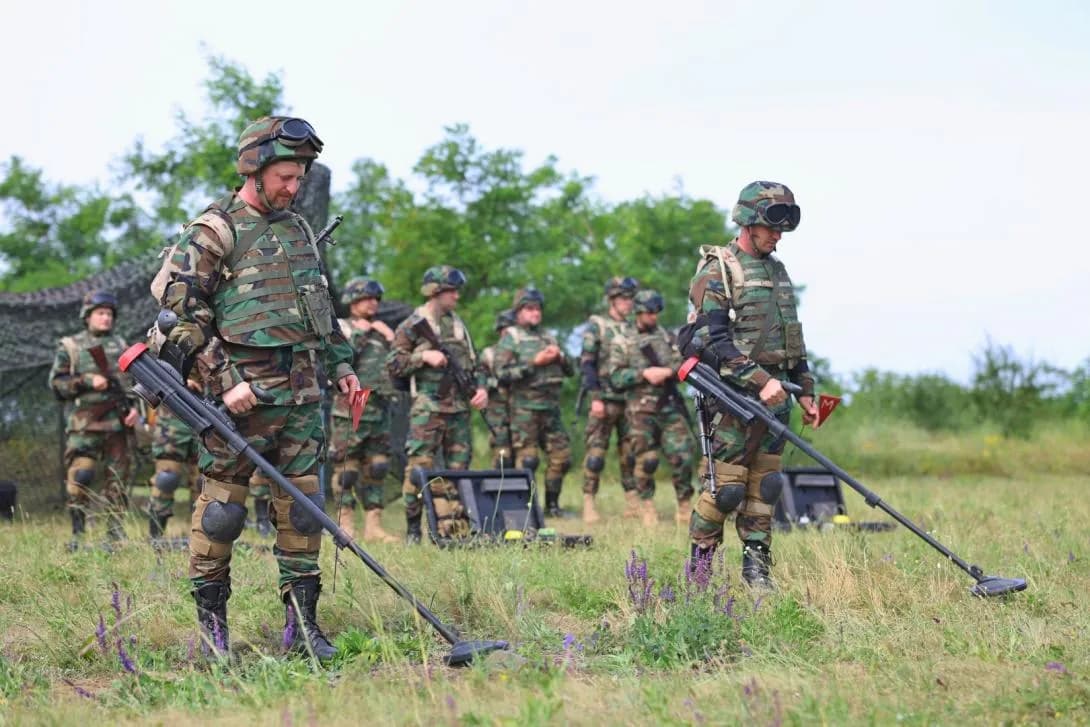 Armata Națională desfășoară exerciții cu rezerviștii la poligonul militar din Bălți