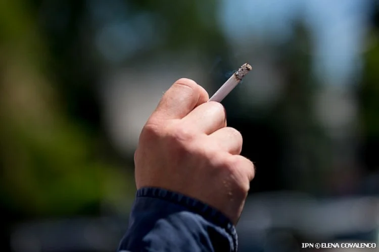 Noi reguli pentru țigările electronice și avertismentele de pe pachetele de tutun, aprobate în lectura a doua