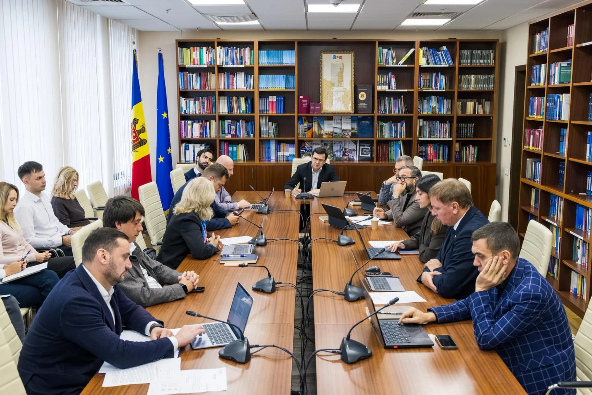 Normele UE, transpuse în legislația națională. Mai multe întreprinderi vor beneficia de programe și sprijin financiar
