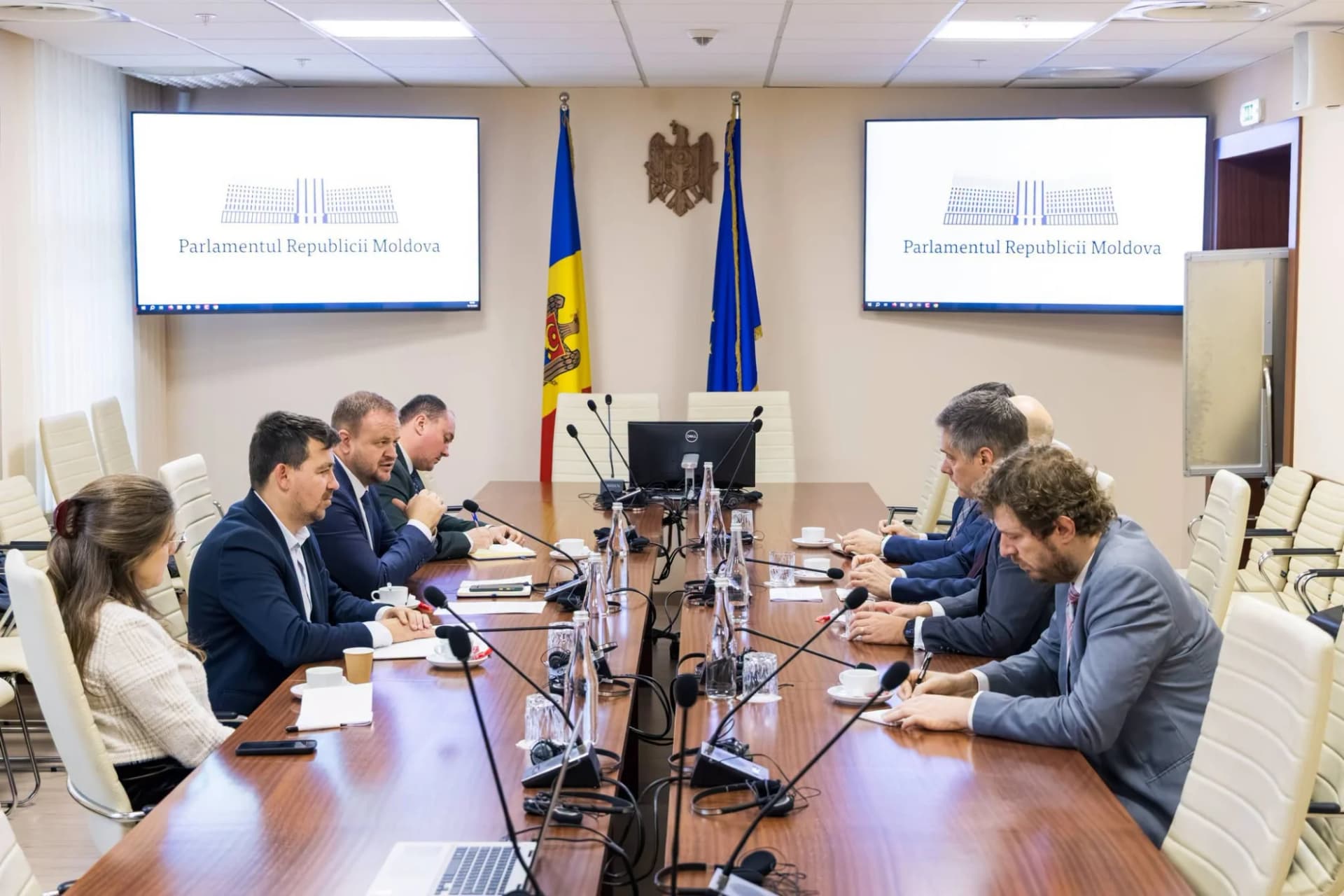Reglementarea transnistreană, în discuție cu OSCE. Școli, transport, drepturi și servicii pentru cetățeni, abordate la Parlament