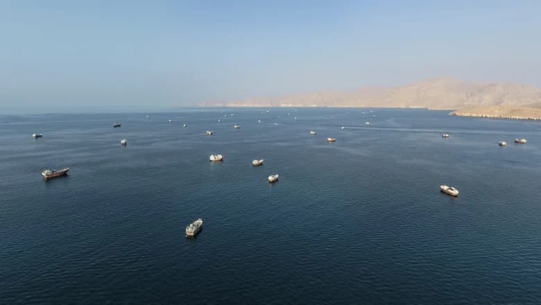Atacurile asupra navelor din Strâmtoarea Ormuz au atins un nivel record. Exporturile de petrol, în scădere