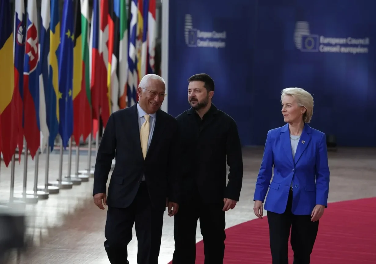 Liderii UE oferă susținere Ucrainei și lui Zelenski, sub atacul Rusiei și al criticilor lui Trump. Problema uriașă a Kievului