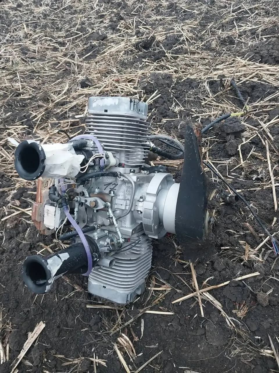 Noi detalii despre drona căzută la Dondușeni. Autoritățile au descoperit un crater și elemente cu potențial distructiv