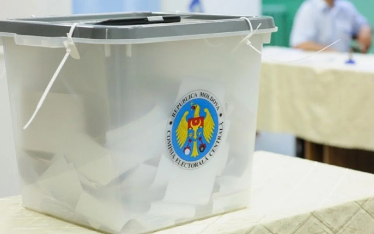 Alegătorii care nu se pot deplasa la secțiile de votare pot solicita urna mobilă pentru alegerile din 1 noiembrie