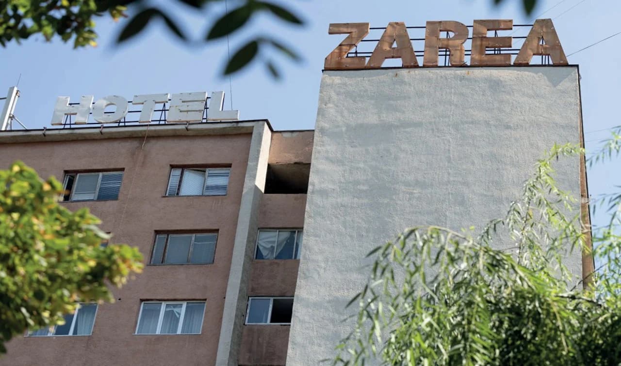 APP va relansa licitațiile pentru privatizarea a patru întreprinderi de stat, inclusiv Hotelul Zarea