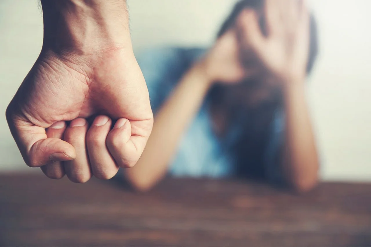 Și-a bătut concubina până la moarte. Un agresor familial din Cimișlia, condamnat la 18 ani de închisoare