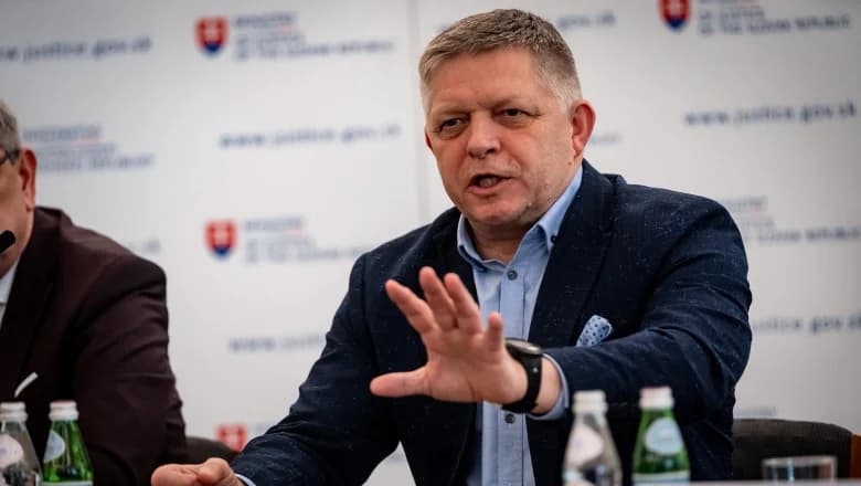 Slovacia se rupe de UE și NATO în privința Rusiei. Guvernul lui Robert Fico reia consultările energetice cu Moscova