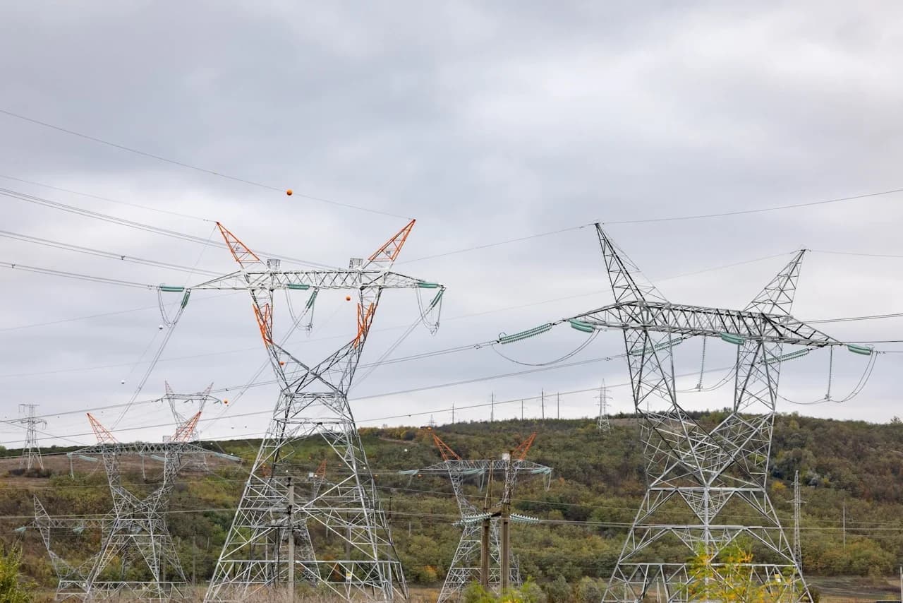 R. Moldova riscă să piardă 15 milioane de euro dacă linia Vulcănești-Chișinău nu este pusă în funcțiune până în decembrie